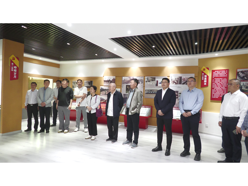 【校企合作】 校企同心三十载 科技未来向新行——获嘉县召开天津大学与新乡市巨晶化工有限责任公司校企合作30周年座谈会